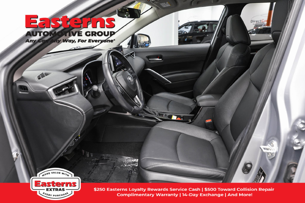 Used 2023 Toyota Corolla Cross XLE w/ Convenience Package AWD/4WD image 15