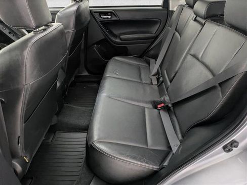 Used 2015 Subaru Forester 2.5i Limited w/ Popular Package #2 image 18