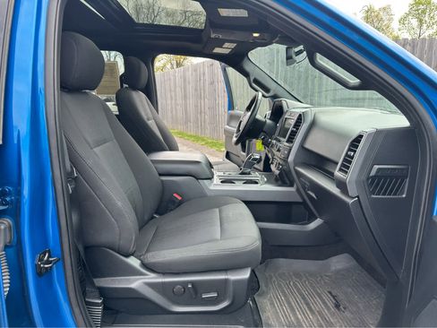 Used 2019 Ford F150 XLT w/ Equipment Group 302A Luxury AWD/4WD image 22