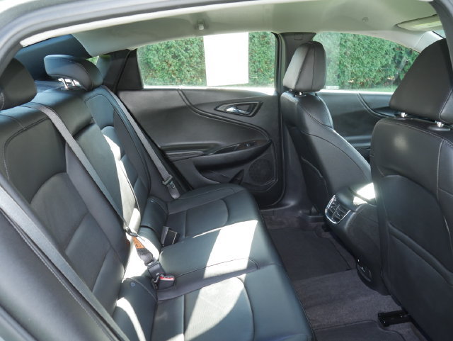 Used 2023 Chevrolet Malibu LT FWD image 26