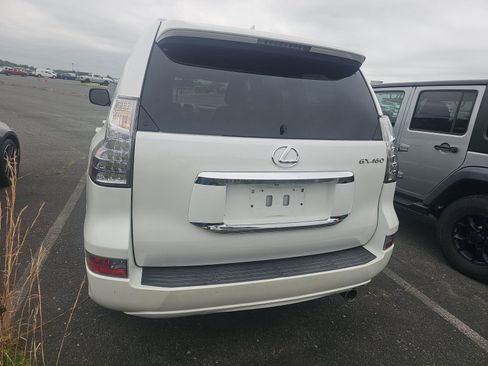 Used 2017 Lexus GX 460 Premium w/ Premium Package AWD/4WD image 7