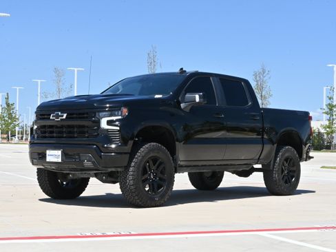 Used 2023 Chevrolet Silverado 1500 LT Trail Boss w/ LT Trail Boss Premium Package AWD/4WD image 5
