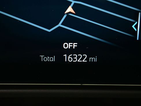 Used 2025 BMW 330i xDrive Sedan image 25