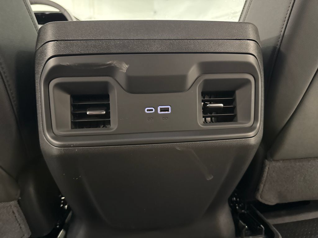 New 2026 Chevrolet Silverado 1500 RST w/ Dark Appearance Package AWD/4WD image 44