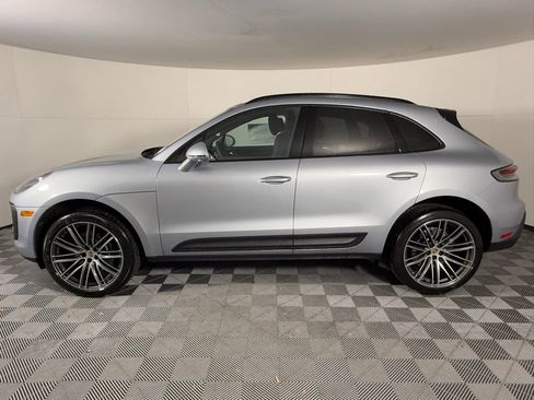 New 2026 Porsche Macan image 2