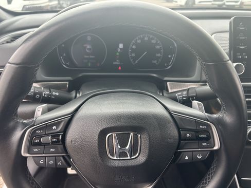 Used 2022 Honda Accord Sport image 17