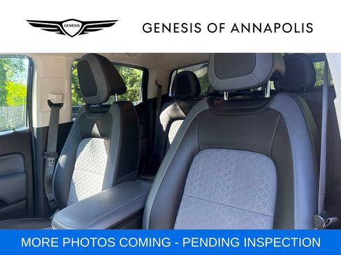 Used 2018 Chevrolet Colorado Z71 AWD/4WD image 5