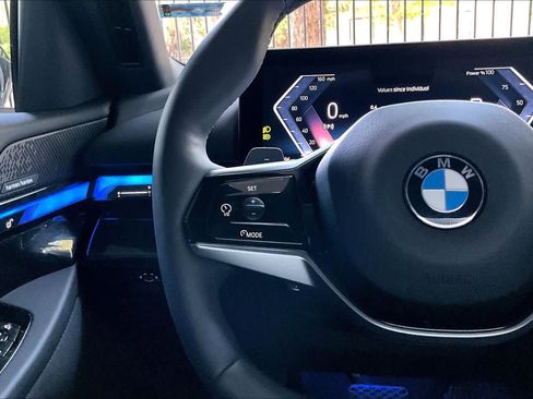Used 2026 BMW 530i RWD image 23