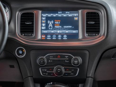 Used 2023 Dodge Charger SXT image 19