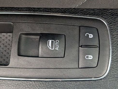 Used 2023 Dodge Charger GT image 33