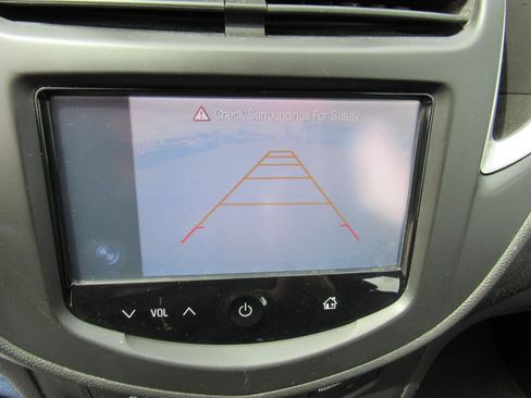 Used 2015 Chevrolet Trax LS FWD image 19