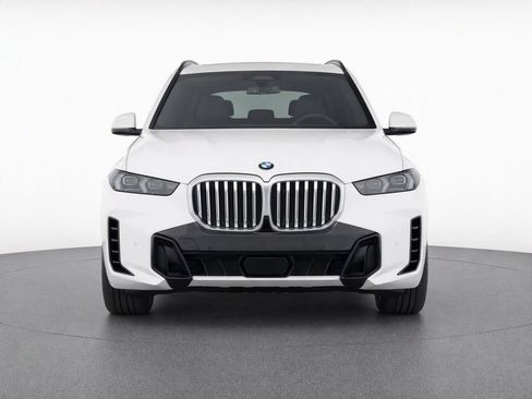 Used 2024 BMW X5 xDrive40i w/ M Sport Package AWD/4WD image 35