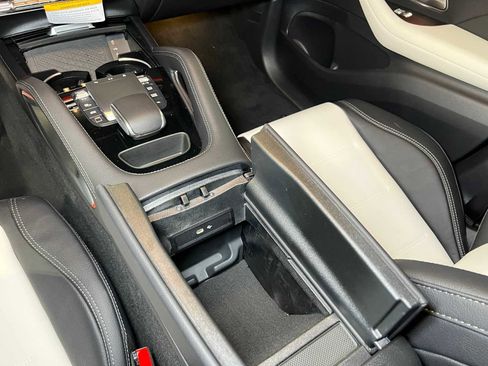 New 2026 Mercedes-Benz GLE 450 4MATIC Coupe image 33