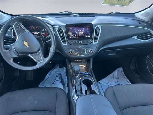 Used 2024 Chevrolet Malibu LT image 10