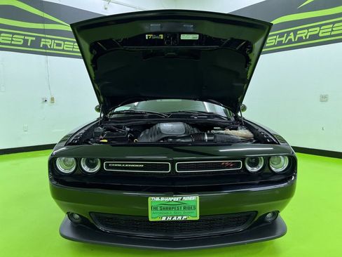 Used 2021 Dodge Challenger R/T RWD image 4
