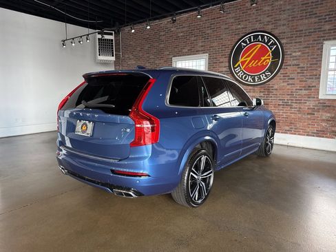 Used 2019 Volvo XC90 T5 R-Design image 17