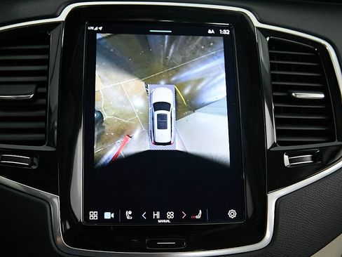 Used 2023 Volvo XC90 T8 Plus w/ Protection Package Premier AWD/4WD image 34