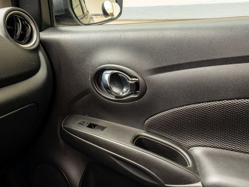 Used 2019 Nissan Versa SV FWD image 23
