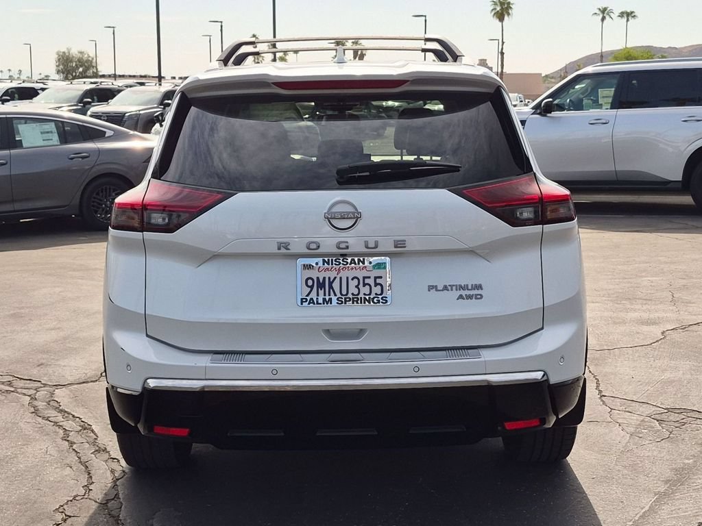 Used 2024 Nissan Rogue Platinum AWD/4WD image 4