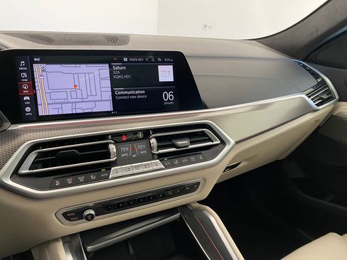Certified 2022 BMW X6 xDrive40i w/ Executive Package image 24