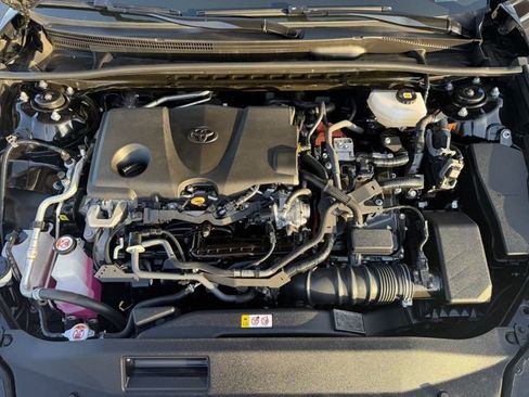 Used 2025 Toyota Camry SE FWD image 22