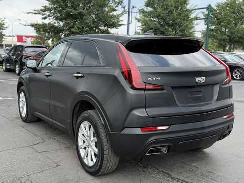 Used 2019 Cadillac XT4 Luxury w/ Cold Weather Package AWD/4WD image 4
