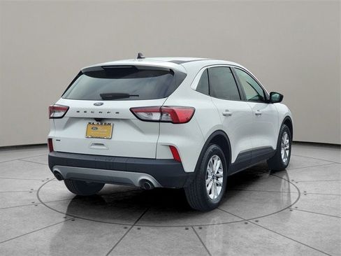 Certified 2022 Ford Escape SE image 12