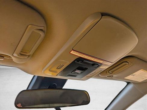 Used 2021 Toyota Camry SE image 14