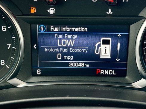 Used 2023 Chevrolet Equinox LT FWD image 12