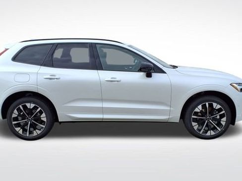 New 2026 Volvo XC60 B5 Plus w/ Protection Package Premier image 9