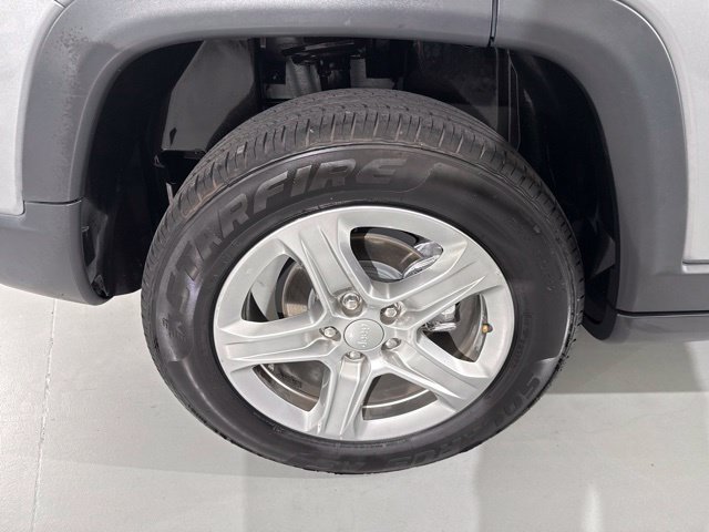 Used 2024 Jeep Compass Latitude AWD/4WD image 10