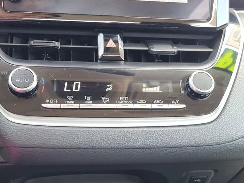 Used 2024 Toyota Corolla LE FWD image 13