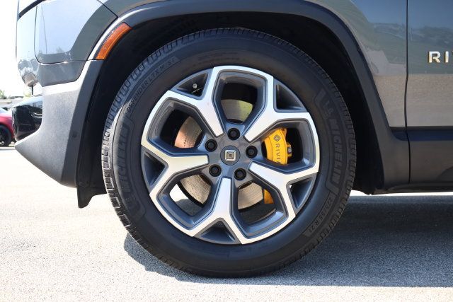 Used 2024 Rivian R1S Adventure Quad AWD/4WD image 9