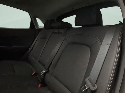 Used 2018 Hyundai Kona Limited image 12