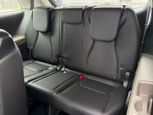 New 2026 Kia Carnival image 13