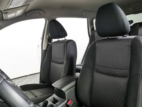 Used 2020 Nissan Rogue S w/ Special Edition Package FWD image 5
