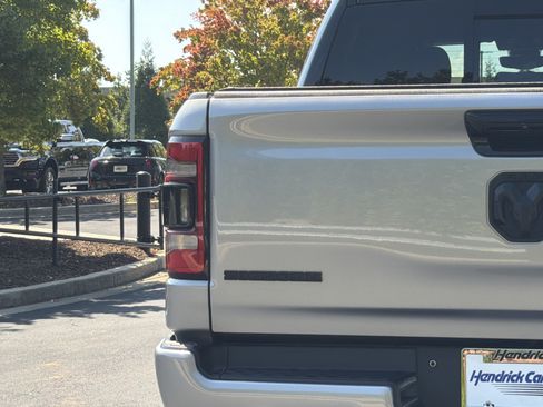 Used 2023 RAM 1500 Big Horn AWD/4WD image 21