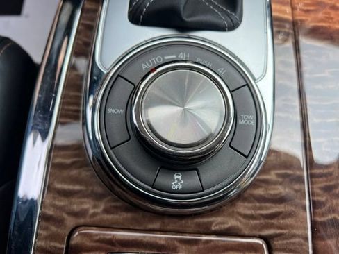 Used 2019 Nissan Armada SL w/ Premium Package AWD/4WD image 26