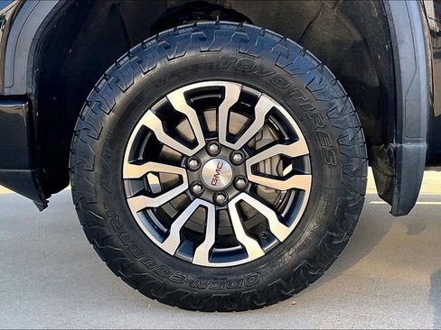 Used 2019 GMC Sierra 1500 AT4 w/ AT4 Premium Package image 11