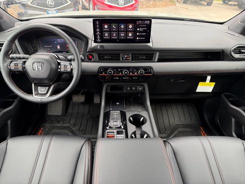 Certified 2026 Honda Pilot TrailSport image 15