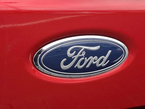 Used 2024 Ford F250 Platinum w/ Tremor Off-Road Package image 31