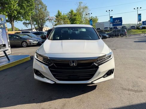 Used 2022 Honda Accord Sport image 7