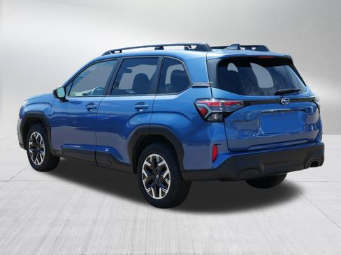 Used 2025 Subaru Forester Premium AWD/4WD image 5