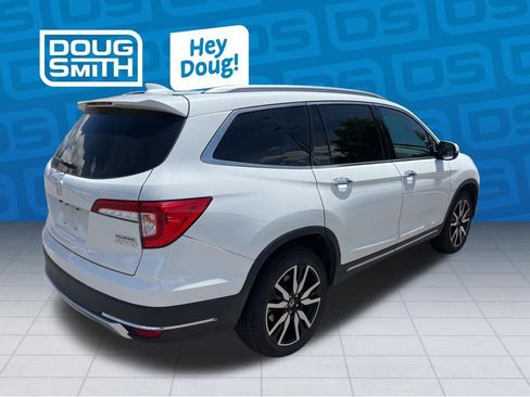 Used 2022 Honda Pilot Touring image 5