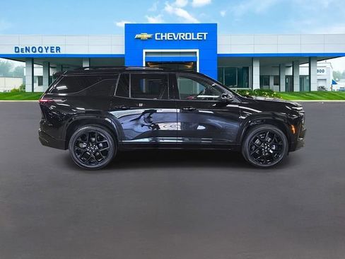 Used 2024 Chevrolet Traverse RS w/ LPO, Floor Liner Package AWD/4WD image 7