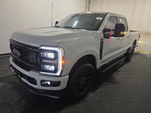 Used 2025 Ford F250 Lariat w/ Lariat Ultimate Package image 15