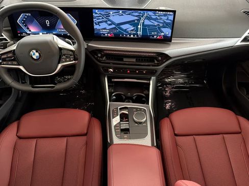 Used 2025 BMW 330i 330i w/ Premium Package image 3