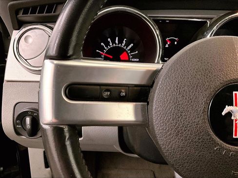 Used 2006 Ford Mustang GT Premium RWD image 18