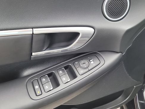 Used 2023 Hyundai Sonata SEL w/ Convenience Package FWD image 16