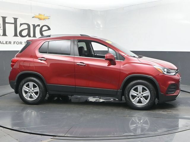 Used 2019 Chevrolet Trax LT FWD image 1